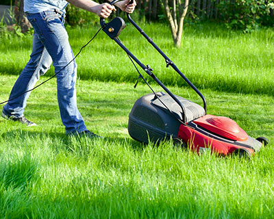 Mowing Turner, OR